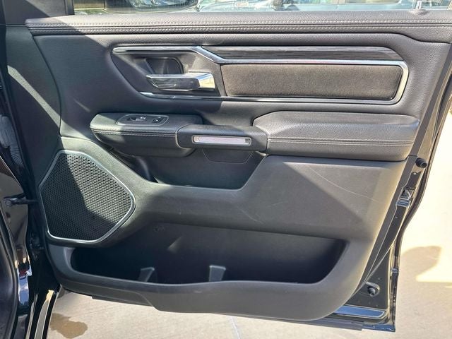 2024 RAM 1500 Laramie Crew Cab 4x4 5'7' Box