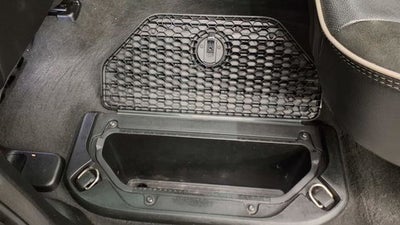 2020 RAM 1500 Laramie Crew Cab 4x4 5'7' Box