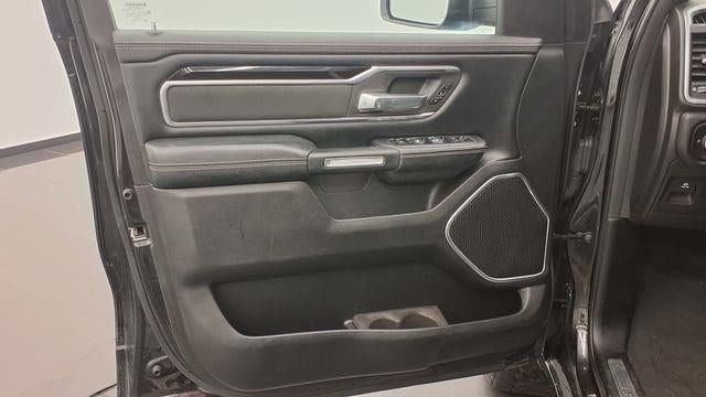 2020 RAM 1500 Laramie Crew Cab 4x4 5'7' Box