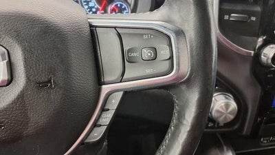 2020 RAM 1500 Laramie Crew Cab 4x4 5'7' Box