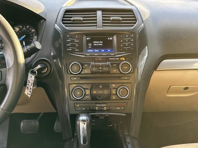 2017 Ford Explorer Base