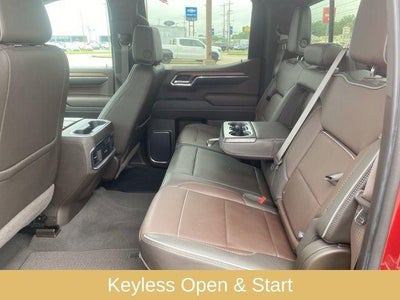 2023 GMC Sierra 1500 4WD Crew Cab Short Box Denali