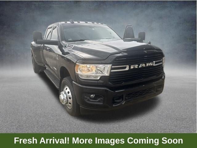 2020 RAM 3500 Big Horn Crew Cab 4x4 8' Box