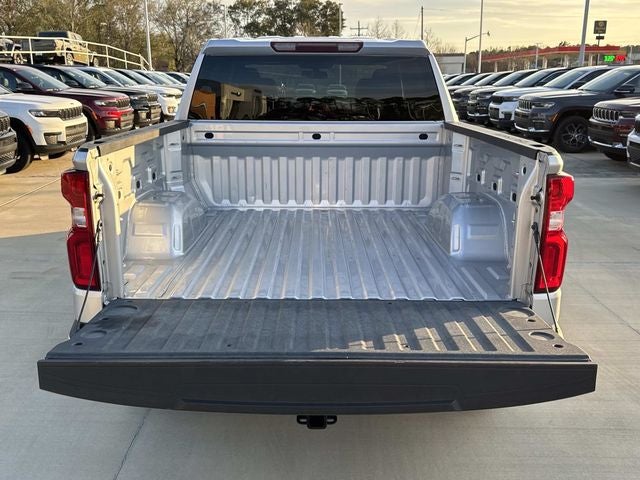 2021 Chevrolet Silverado 1500 2WD Crew Cab Short Bed Custom