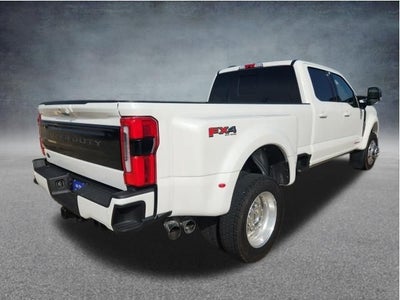 2025 Ford F-450SD Platinum DRW