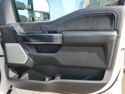 2025 Ford F-450SD Platinum DRW