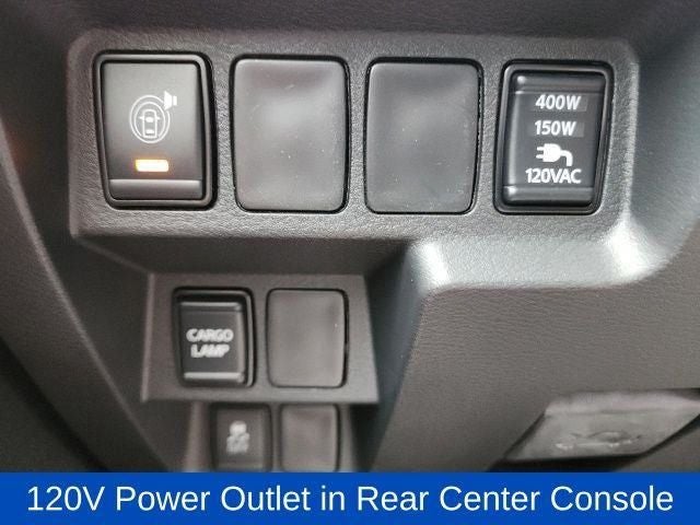 2025 Nissan Frontier SV