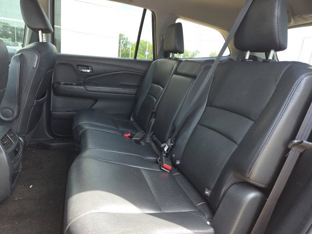 2016 Honda Pilot EX-L w/Navigation