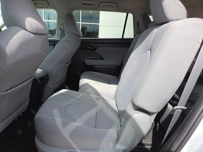 2020 Toyota Highlander LE