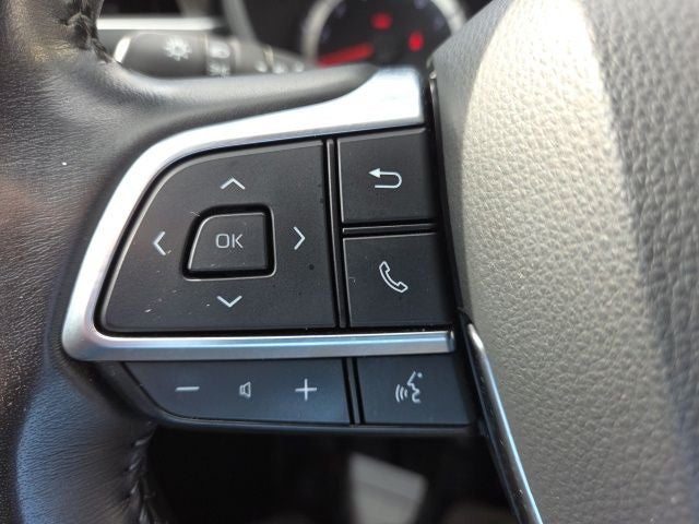 2020 Toyota Highlander LE