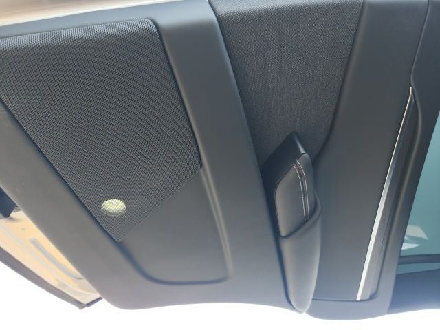2024 Tesla Model X Base
