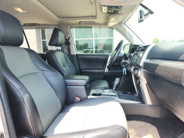 2016 Toyota 4Runner SR5 Premium