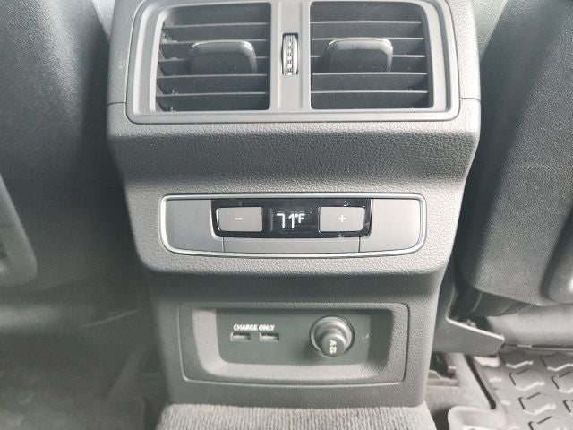 2023 Audi Q5 40 Premium quattro