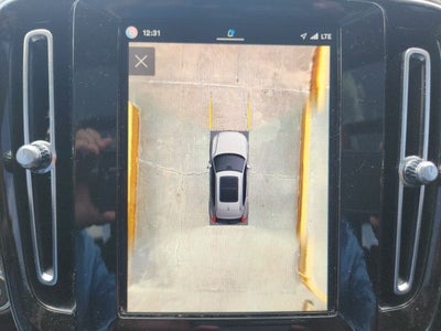 2023 Volvo XC40 B4 Plus Dark Theme