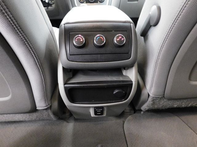 2015 GMC Acadia SLE-2