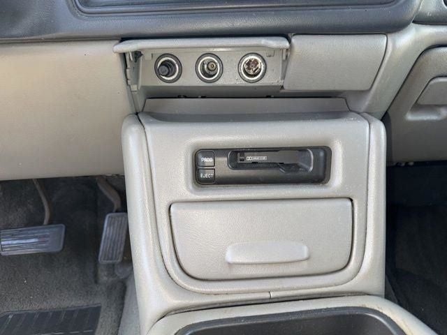 2002 Chevrolet Suburban 1500 LT