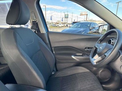 2022 Nissan Kicks SV