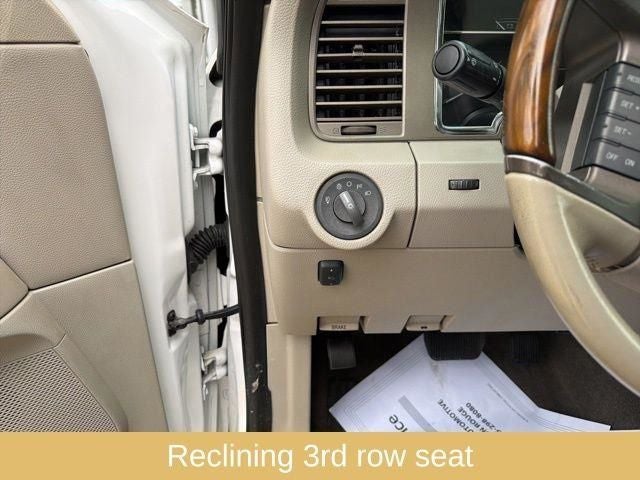 2012 Lincoln Navigator Base