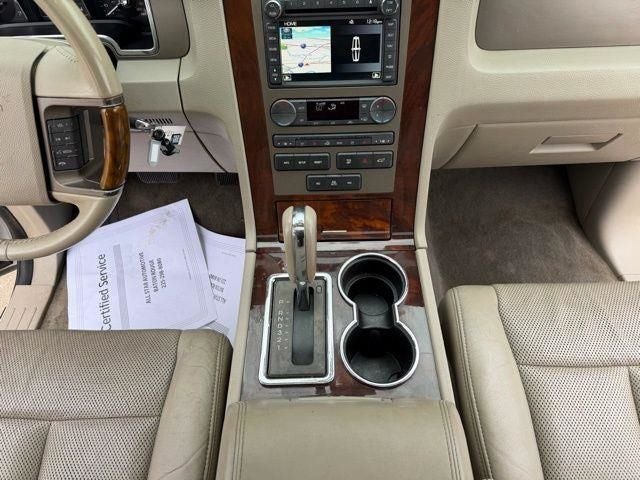 2012 Lincoln Navigator Base