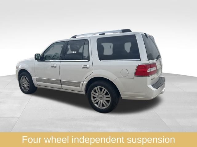 2012 Lincoln Navigator Base