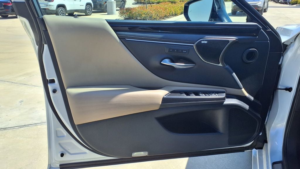 2021 Lexus ES 350 Ultra Luxury