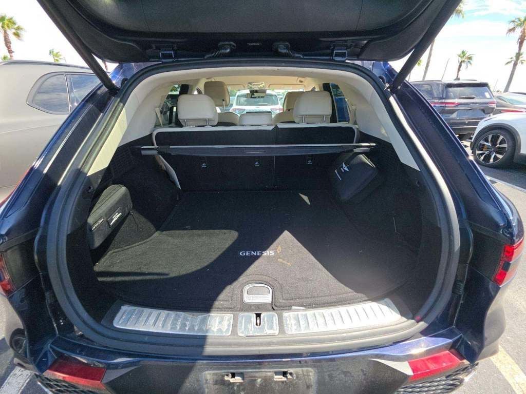 2025 Genesis GV70 2.5T