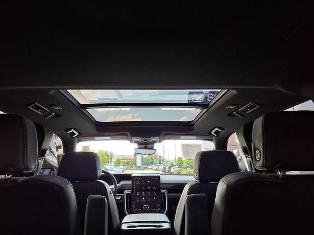 2025 GMC Yukon Elevation