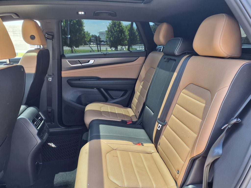 2025 Volkswagen Atlas Cross Sport 2.0T SEL R-Line Black