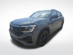 2025 Volkswagen Atlas Cross Sport 2.0T SEL R-Line Black