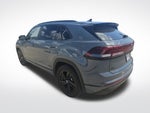 2025 Volkswagen Atlas Cross Sport 2.0T SEL R-Line Black