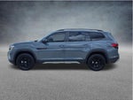 2024 Volkswagen Atlas 2.0T Peak Edition SE w/Technology