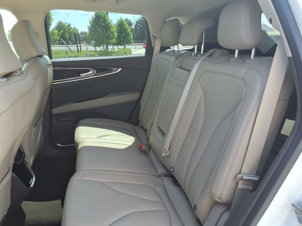 2022 Lincoln Nautilus Standard