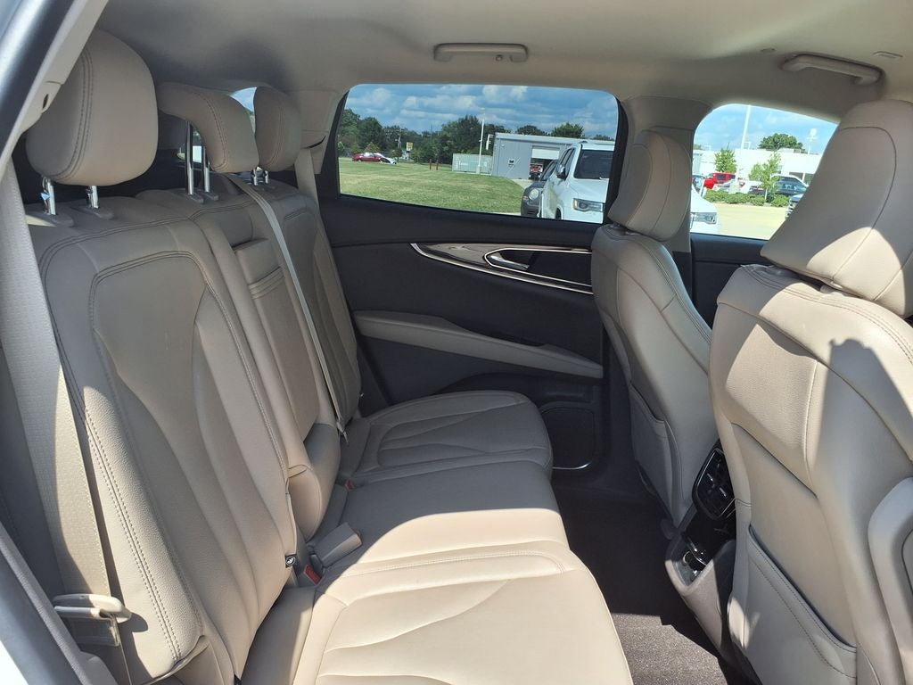 2022 Lincoln Nautilus Standard