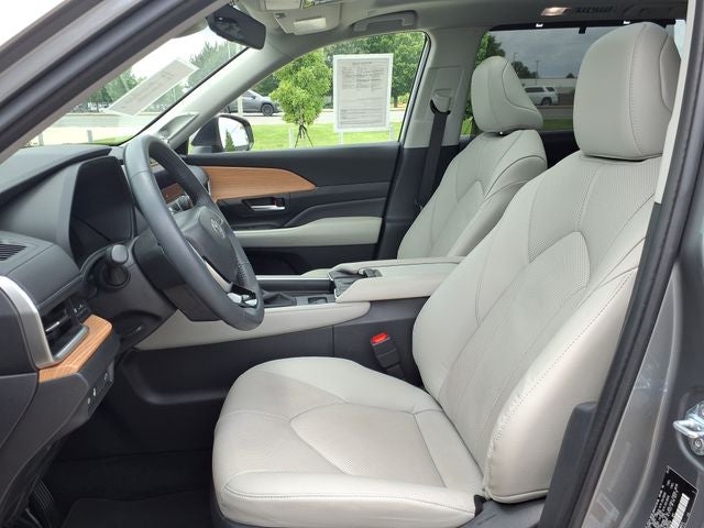 2025 Toyota Grand Highlander Limited