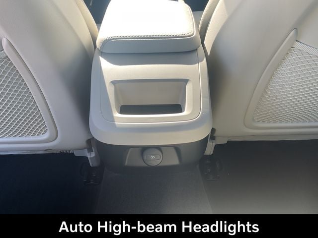 2023 Volvo S60 B5 Plus Dark Theme