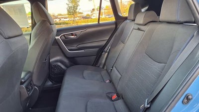 2024 Toyota RAV4 Hybrid SE