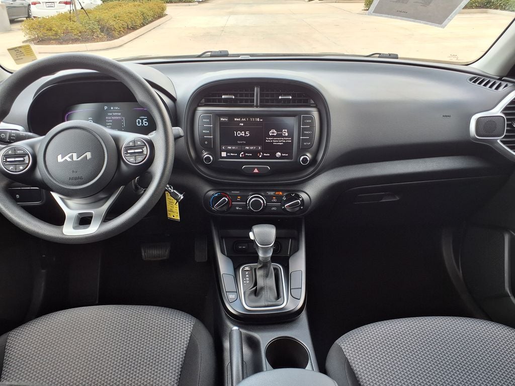 2025 Kia Soul LX