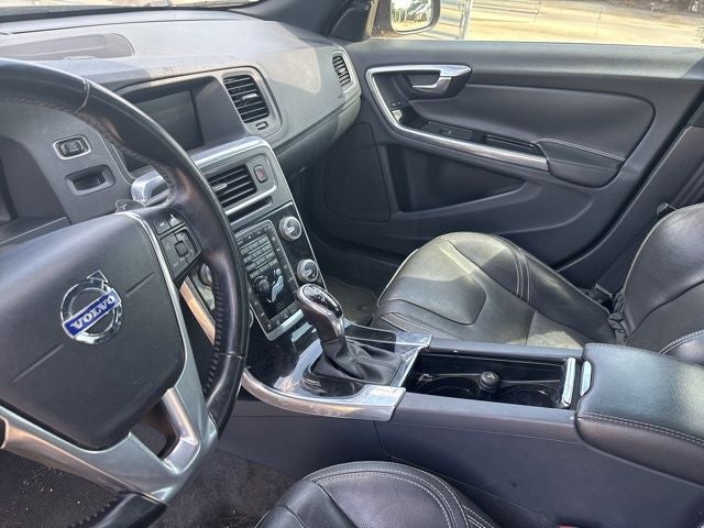 2015 Volvo S60 T5 Platinum