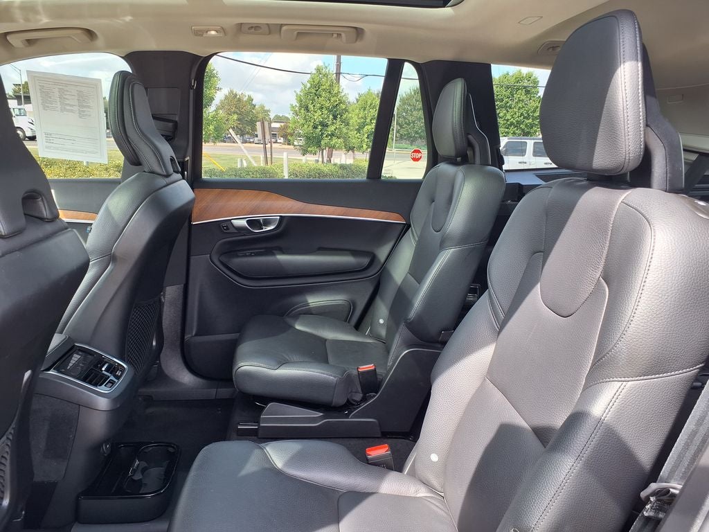 2024 Volvo XC90 B6 Plus Bright Theme 6-Seater