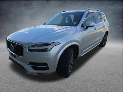 2018 Volvo XC90 T6 Momentum