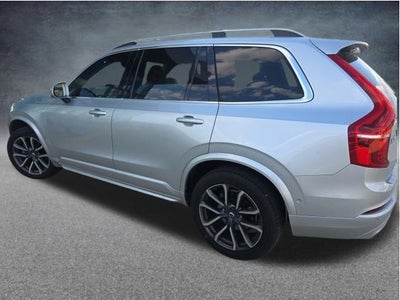 2018 Volvo XC90 T6 Momentum