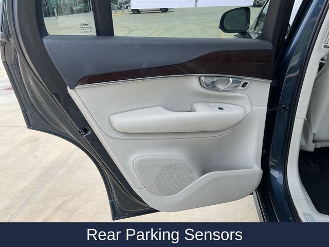 2018 Volvo XC90 T6 Momentum