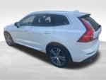 2021 Volvo XC60 T6 Momentum