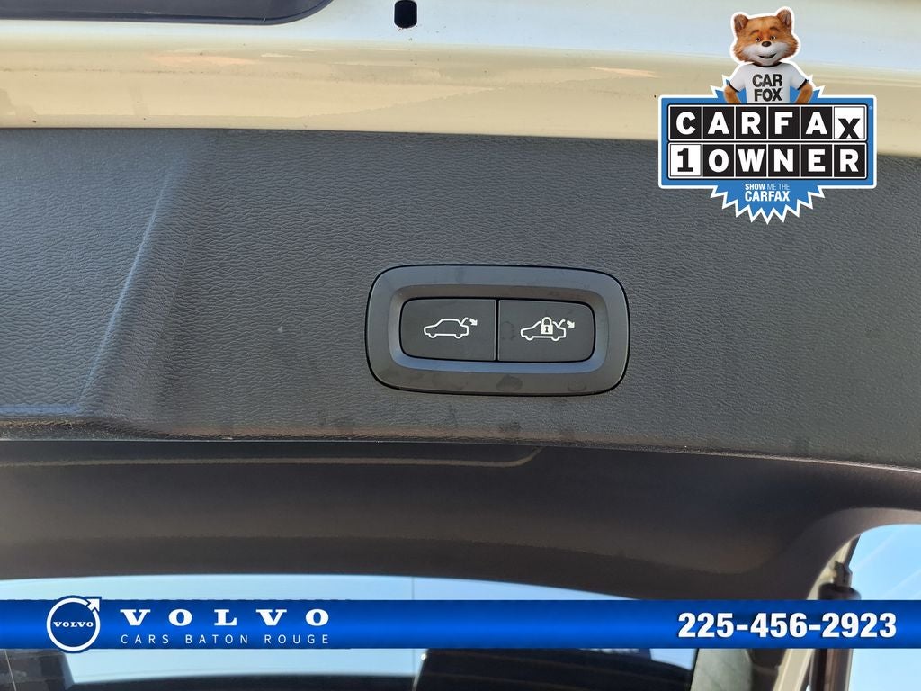 2023 Volvo XC40 B4 Plus Bright Theme