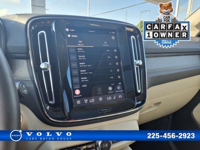 2023 Volvo XC40 B4 Plus Bright Theme