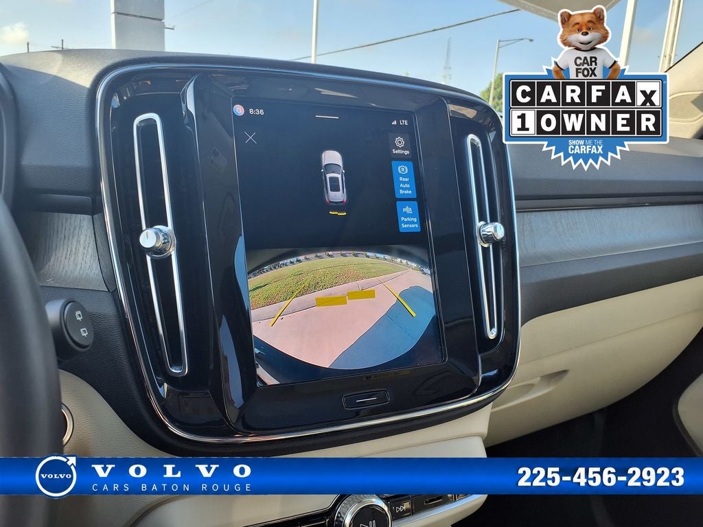 2023 Volvo XC40 B4 Plus Bright Theme