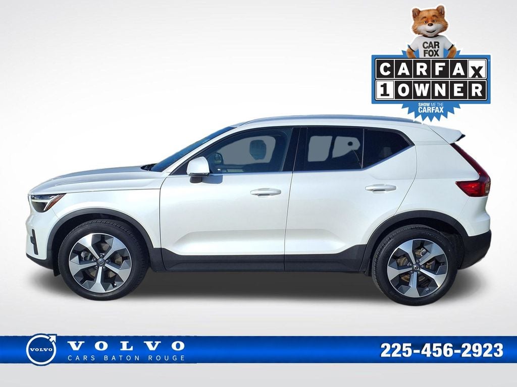 2023 Volvo XC40 B4 Plus Bright Theme