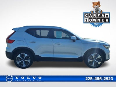 2023 Volvo XC40 B4 Plus Bright Theme