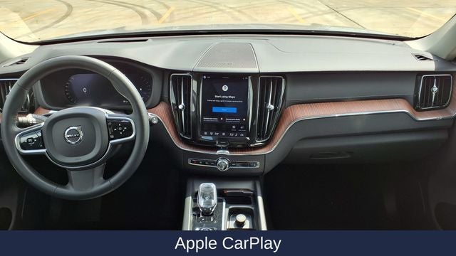 2023 Volvo XC60 B5 Ultimate Bright Theme