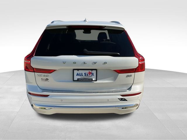 2023 Volvo XC60 B5 Ultimate Bright Theme